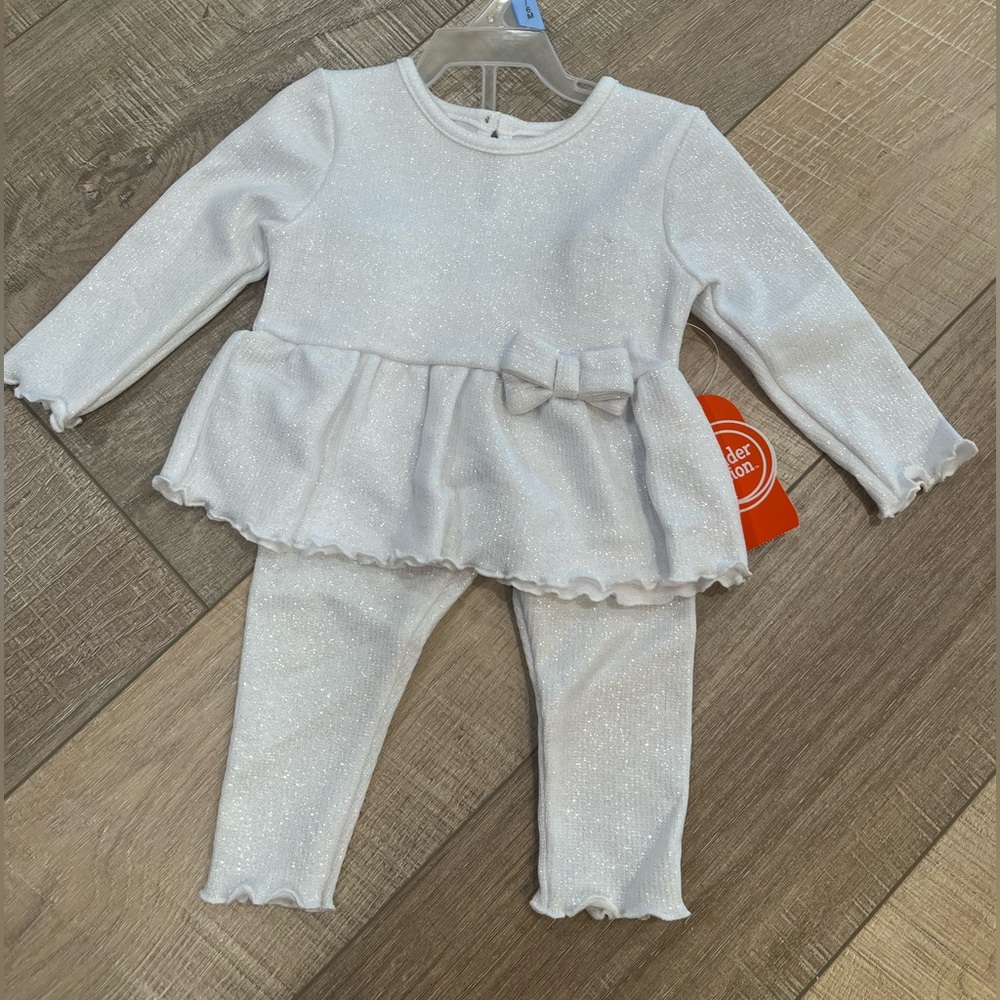New! Sparkly White Baby Outfit with Bow